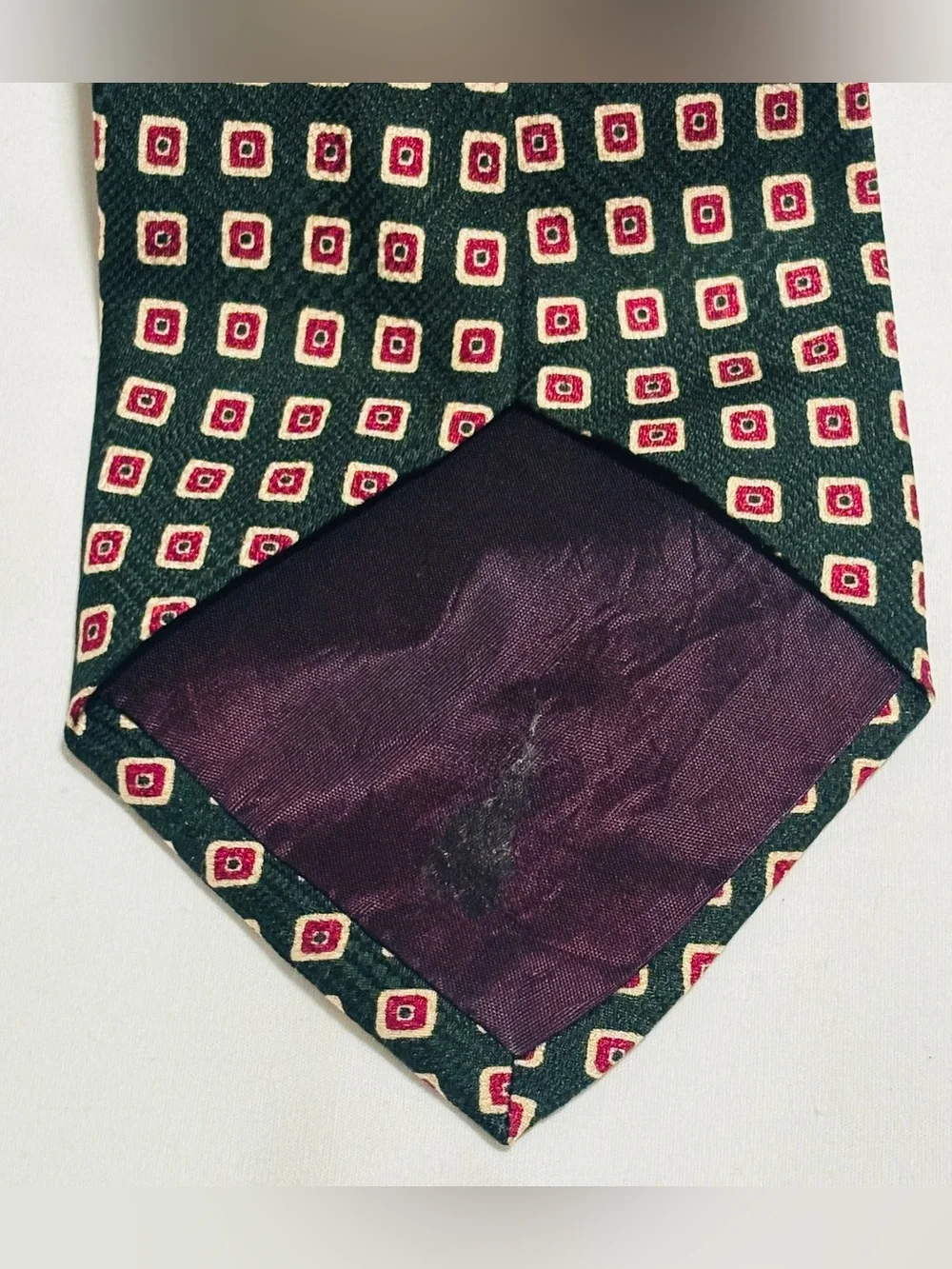 Polo Ralph Lauren Men’s Geometric Pattern Green and Red Necktie 58”